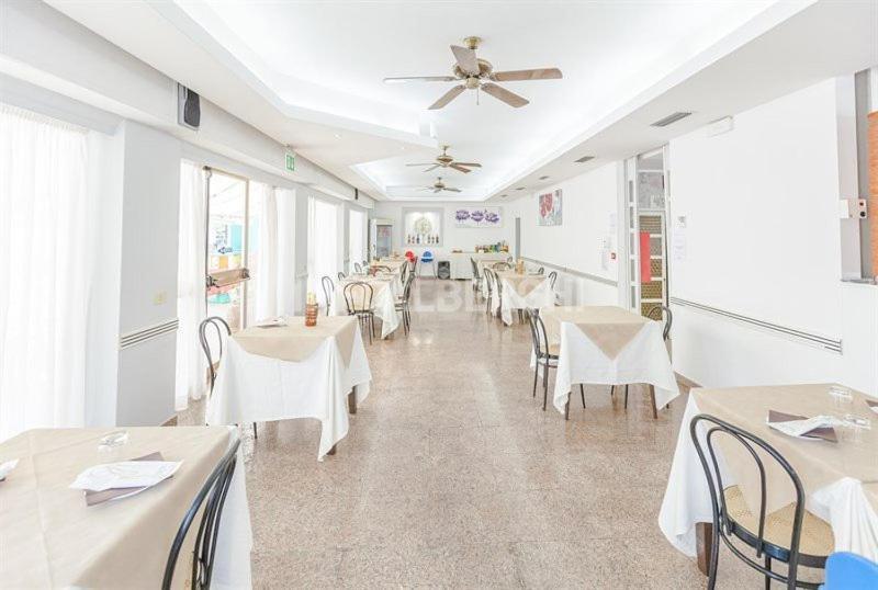 Hotel Franca Misano Adriatico Esterno foto