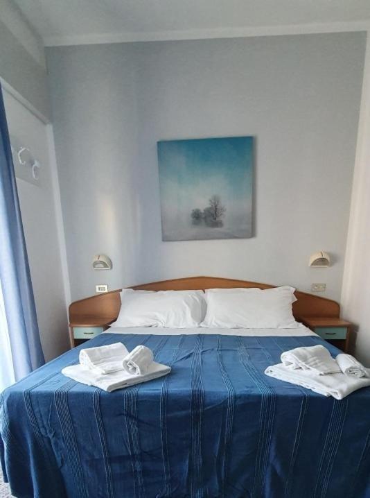 Hotel Franca Misano Adriatico Esterno foto